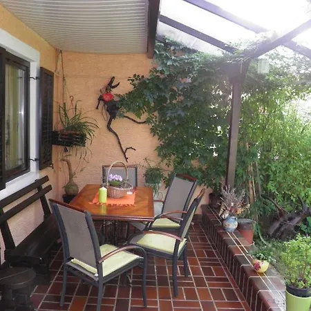 Three-bedroom Holiday In Ii Apartamento *