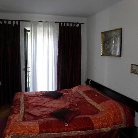 Three-bedroom Holiday In Ii *